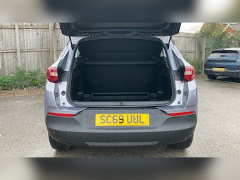 Used Vauxhall Grandland X 2020 for sale - 76412350: Photo