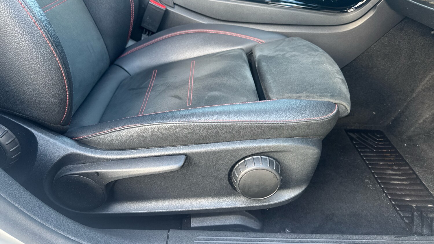 Used Mercedes-Benz A-Class 2021 for sale - 77135643: Photo 37