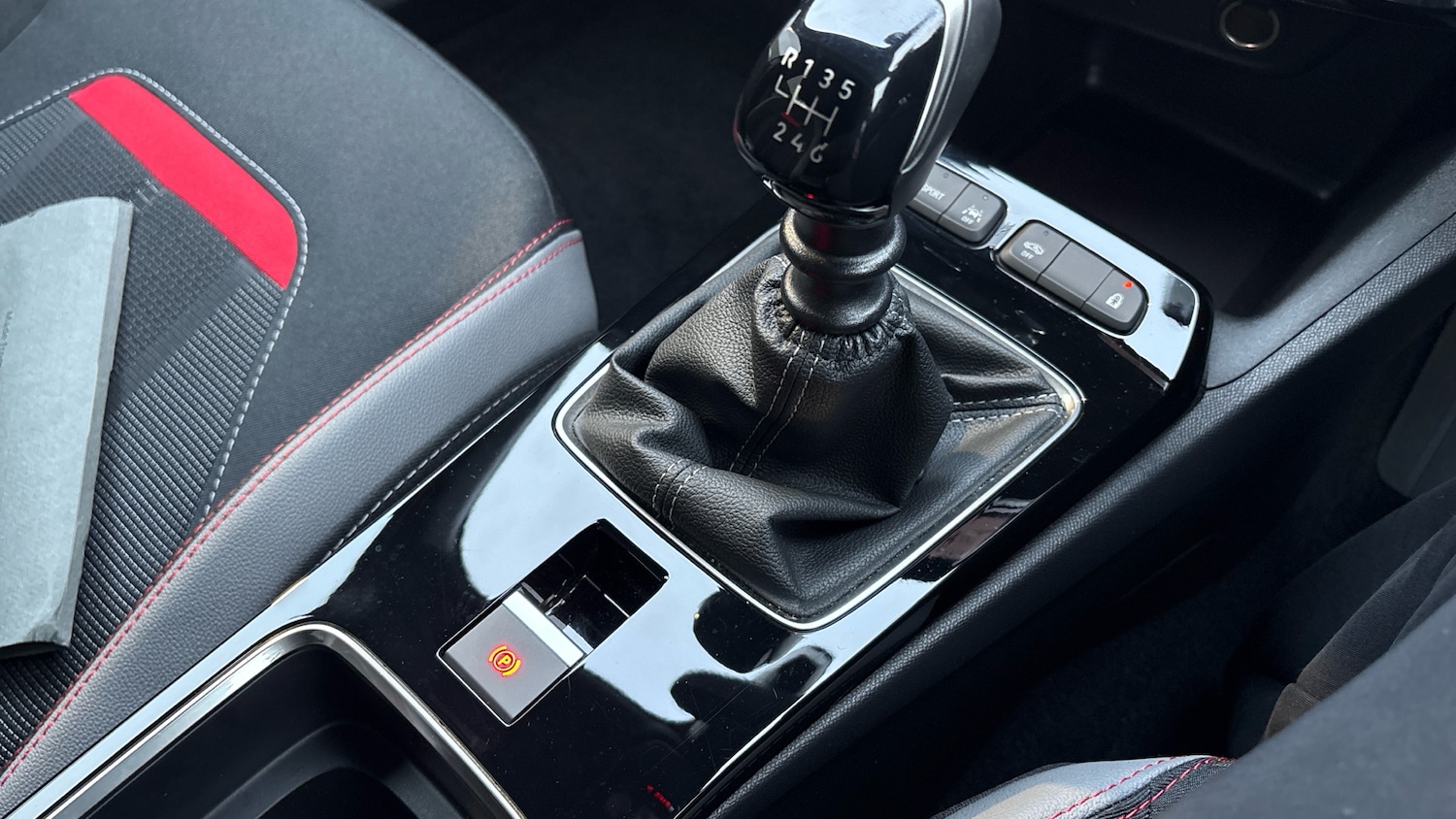 Used Vauxhall Mokka 2024 for sale - 77851171: Photo 34