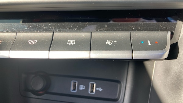 Used MG MG ZS 2023 for sale - 76219045: Photo 32