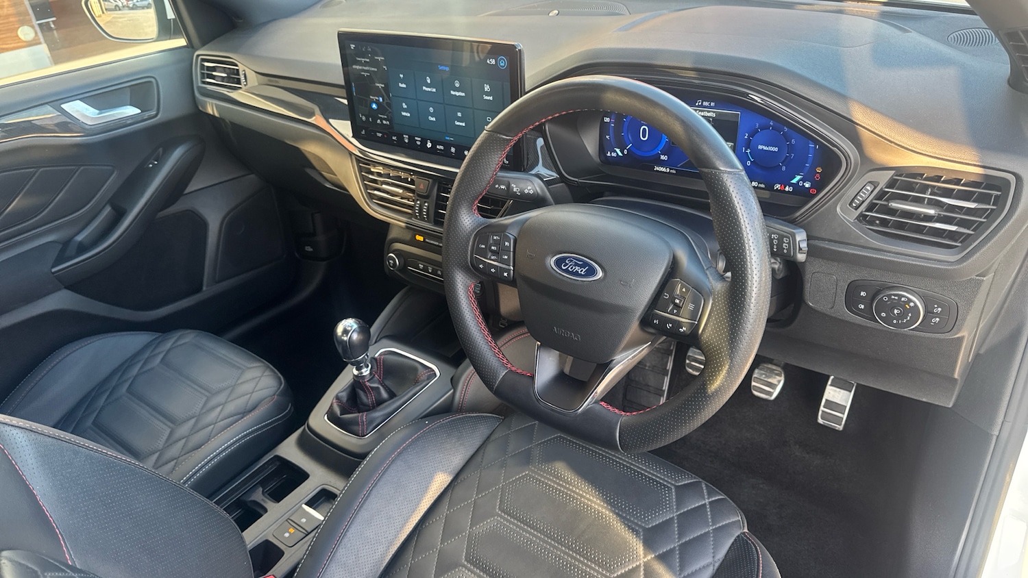 Used Ford Focus 2023 for sale - 78042643: Photo 11