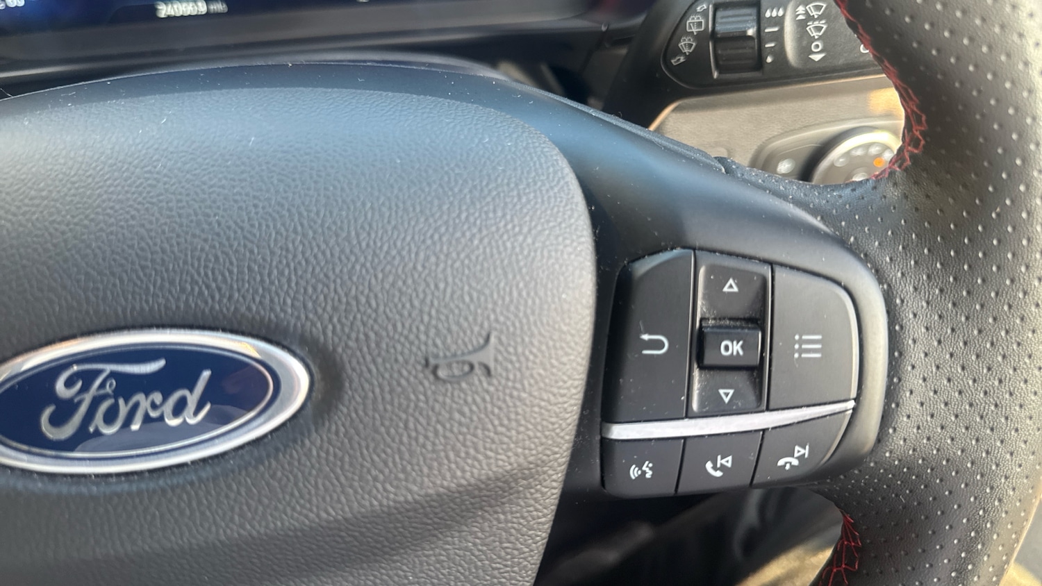 Used Ford Focus 2023 for sale - 78042643: Photo 41