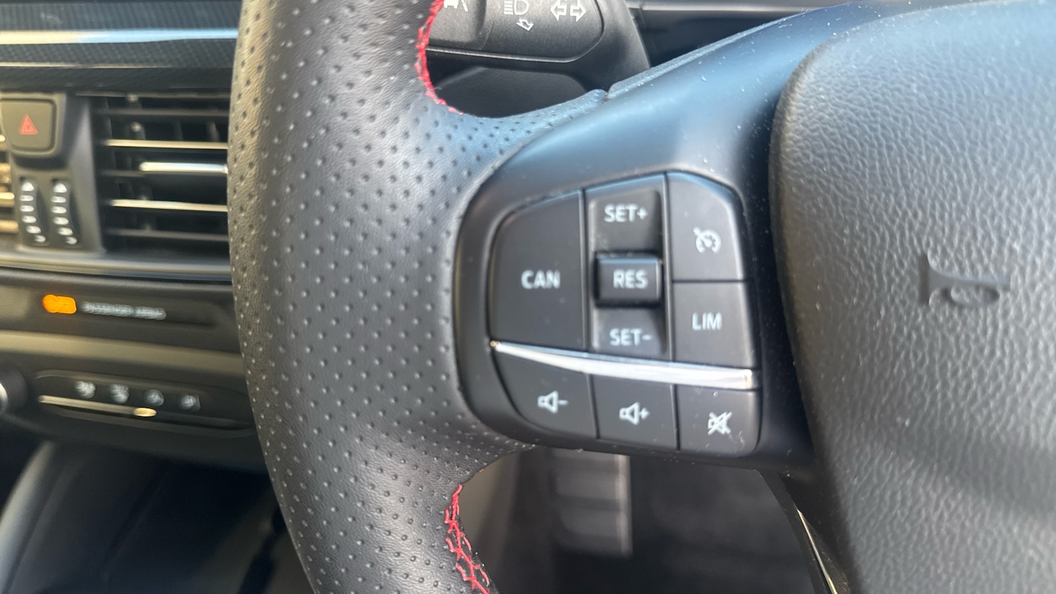 Used Ford Focus 2023 for sale - 78042643: Photo 44