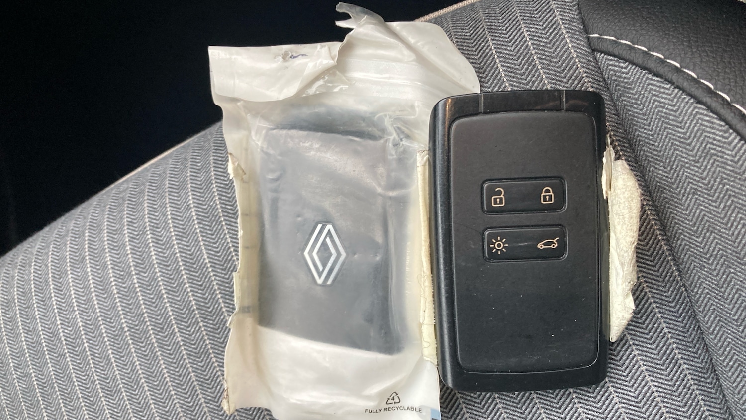 Used Renault Clio 2024 for sale - 78042624: Photo 20