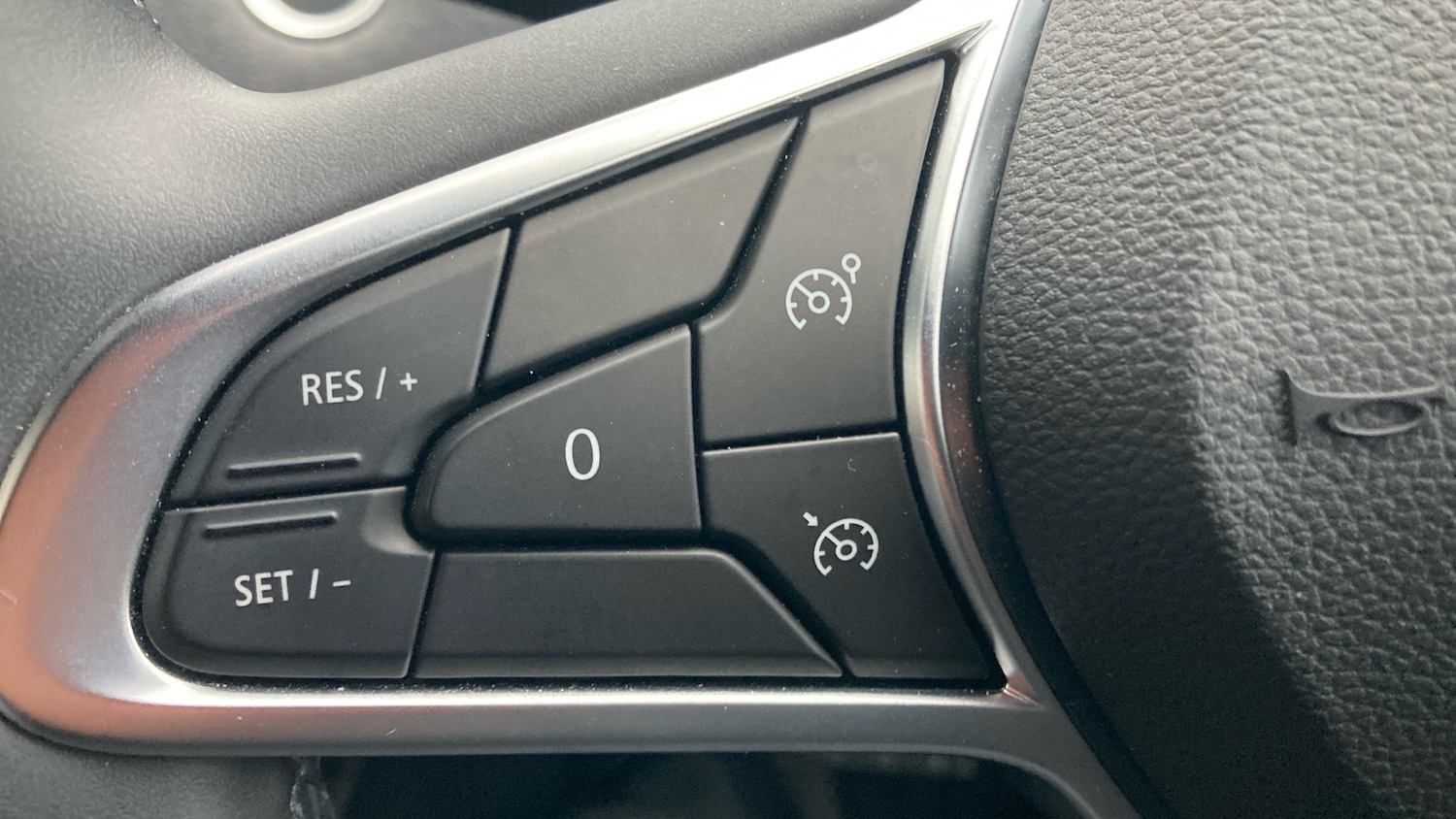 Used Renault Clio 2024 for sale - 78042624: Photo 21