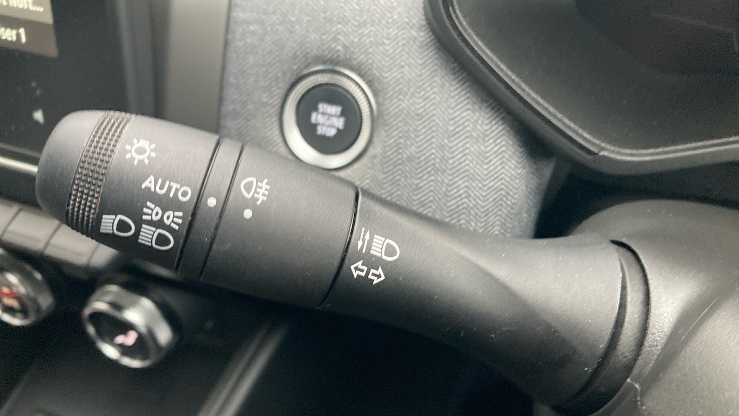 Used Renault Clio 2024 for sale - 78042624: Photo 23