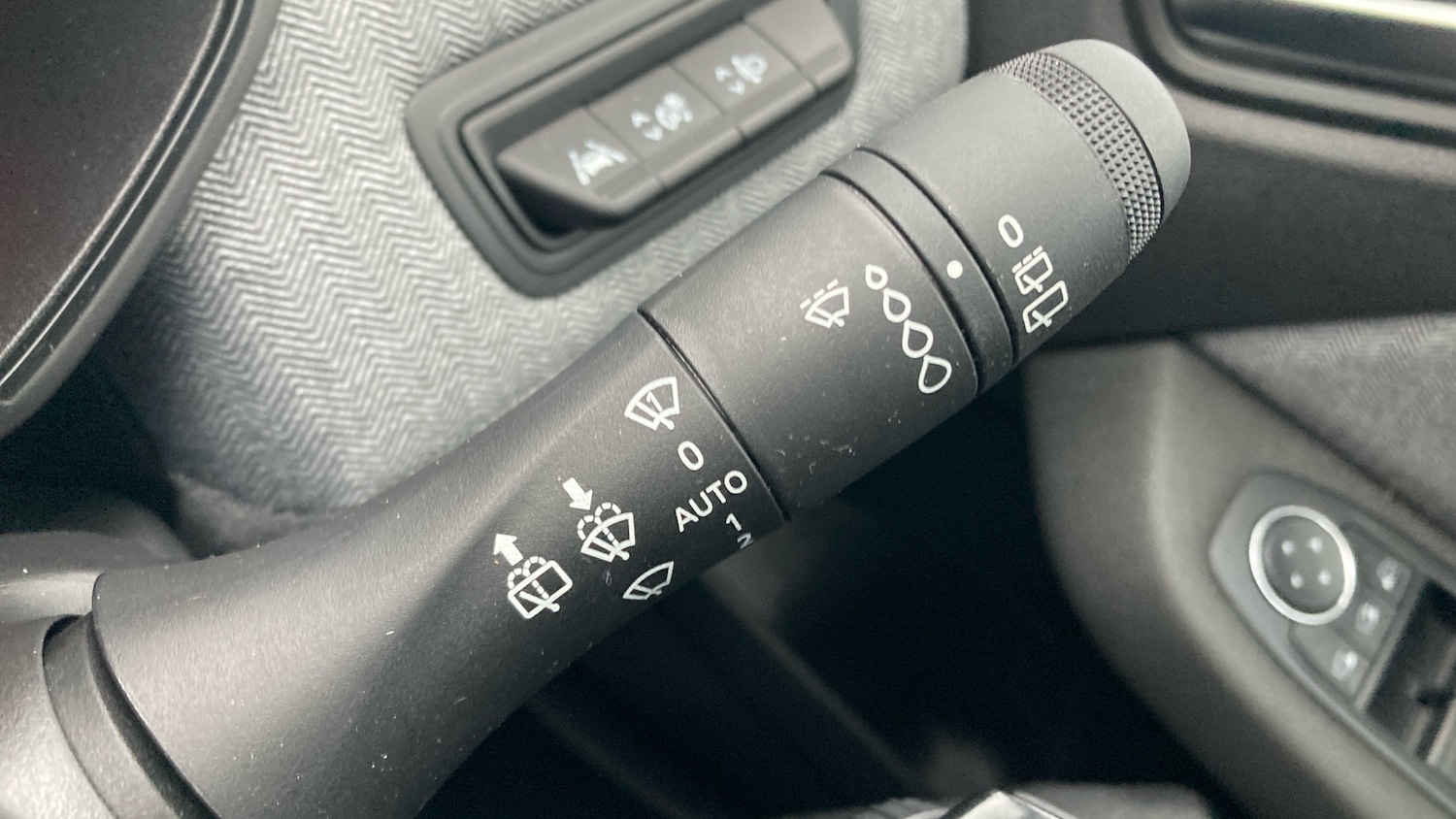 Used Renault Clio 2024 for sale - 78042624: Photo 24