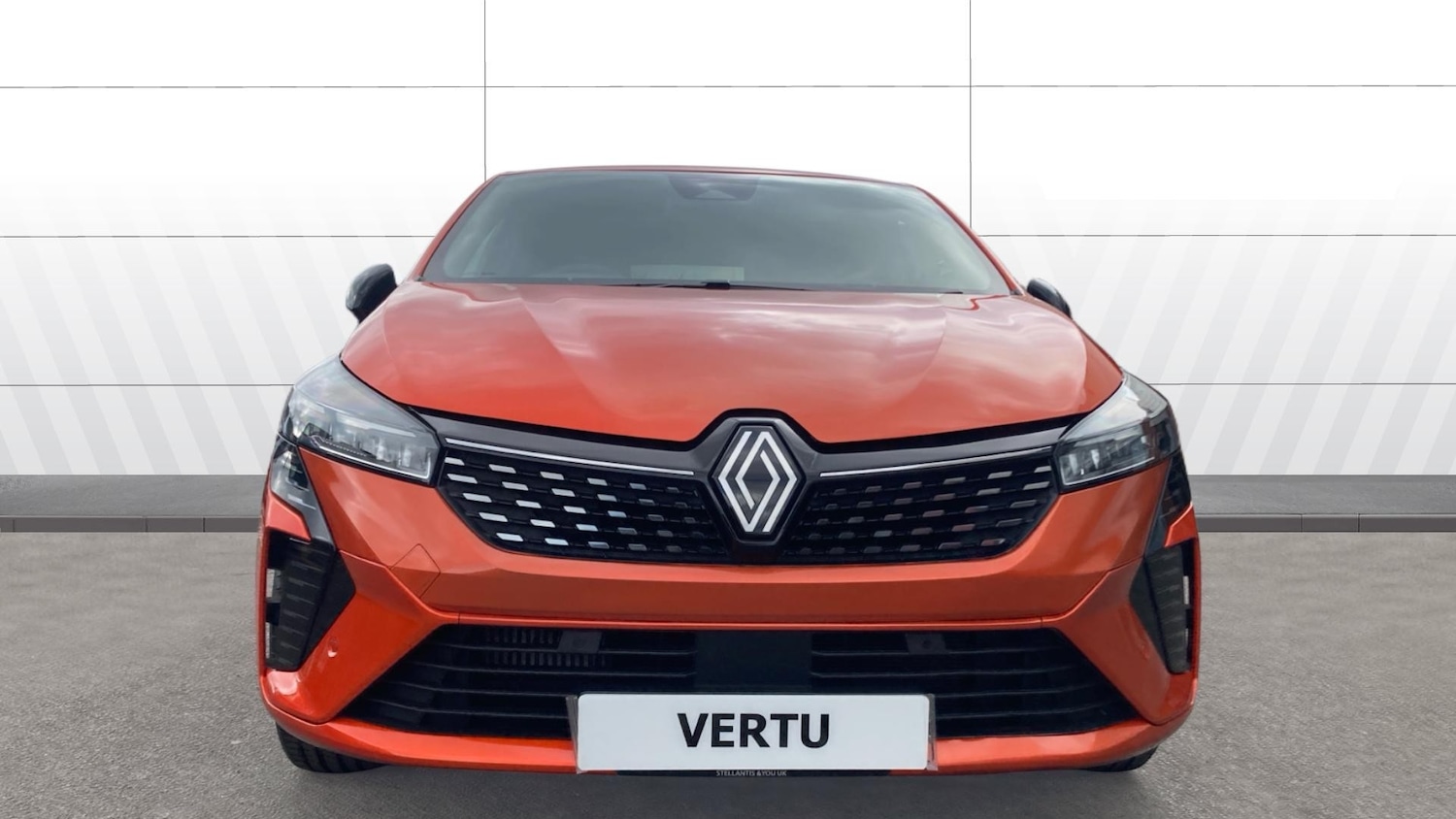 Used Renault Clio 2024 for sale - 78042624: Photo 3