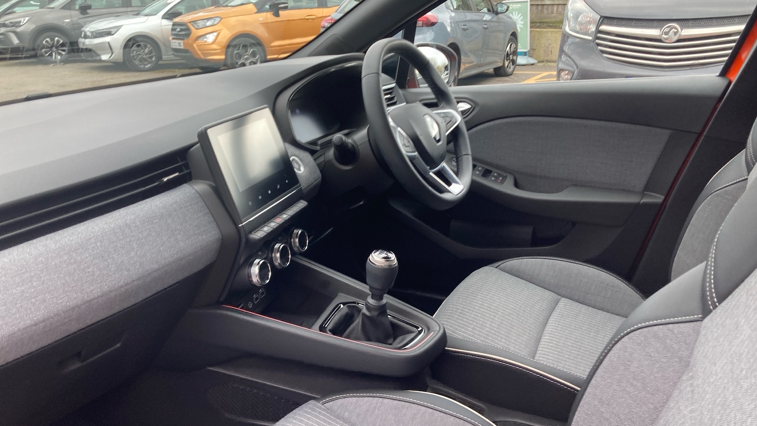 Used Renault Clio 2024 for sale - 78042624: Photo 9