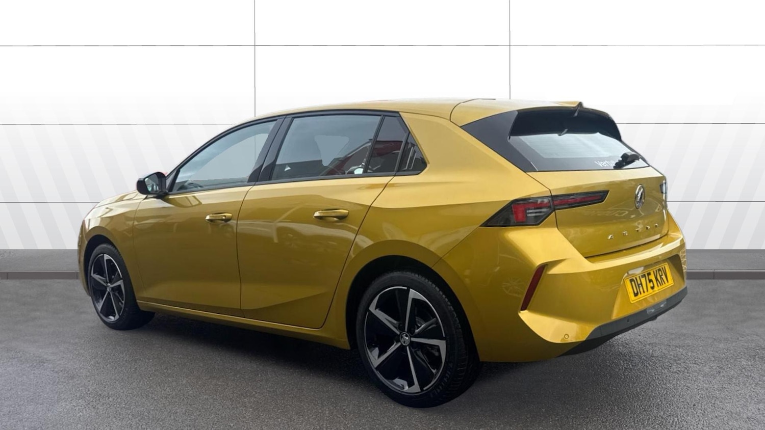 Used Vauxhall Astra 2026 for sale - 77449295: Photo 2