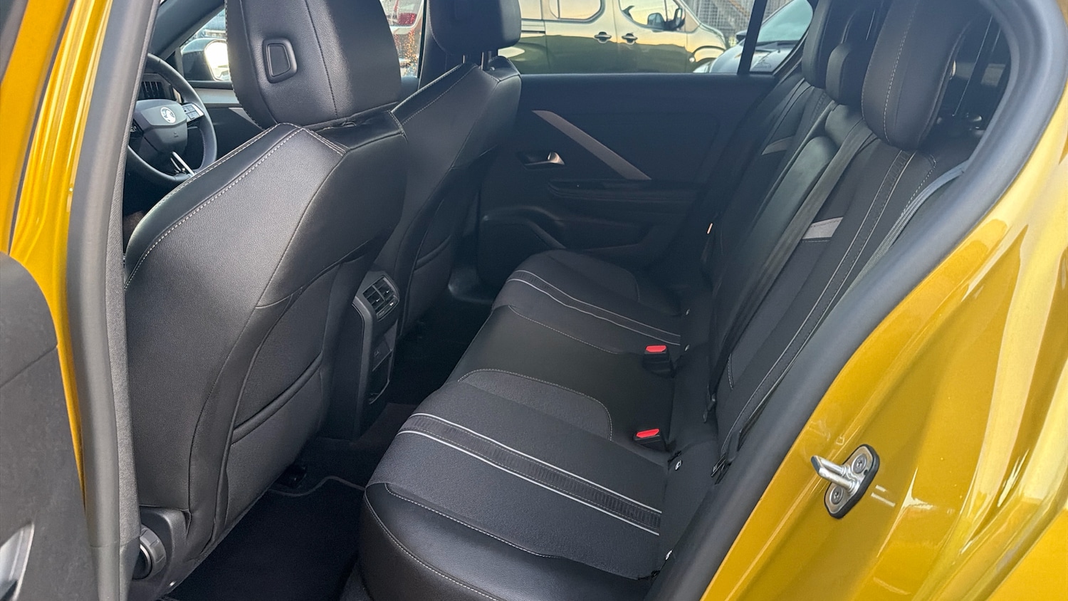 Used Vauxhall Astra 2024 for sale - 76722730: Photo 16