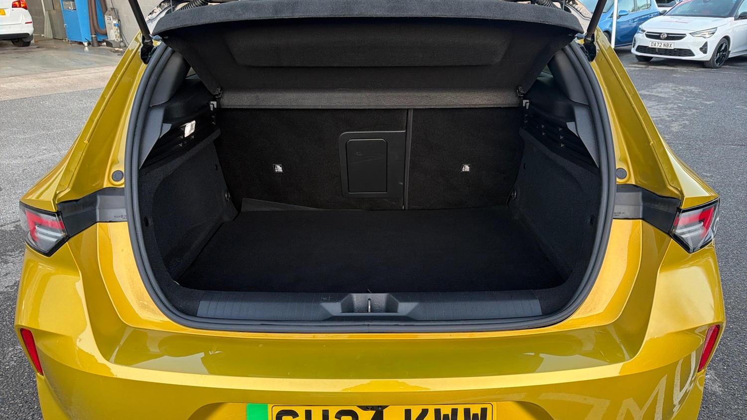 Used Vauxhall Astra 2024 for sale - 76722730: Photo 4