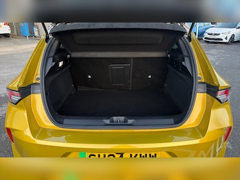 Used Vauxhall Astra 2024 for sale - 76722730: Photo