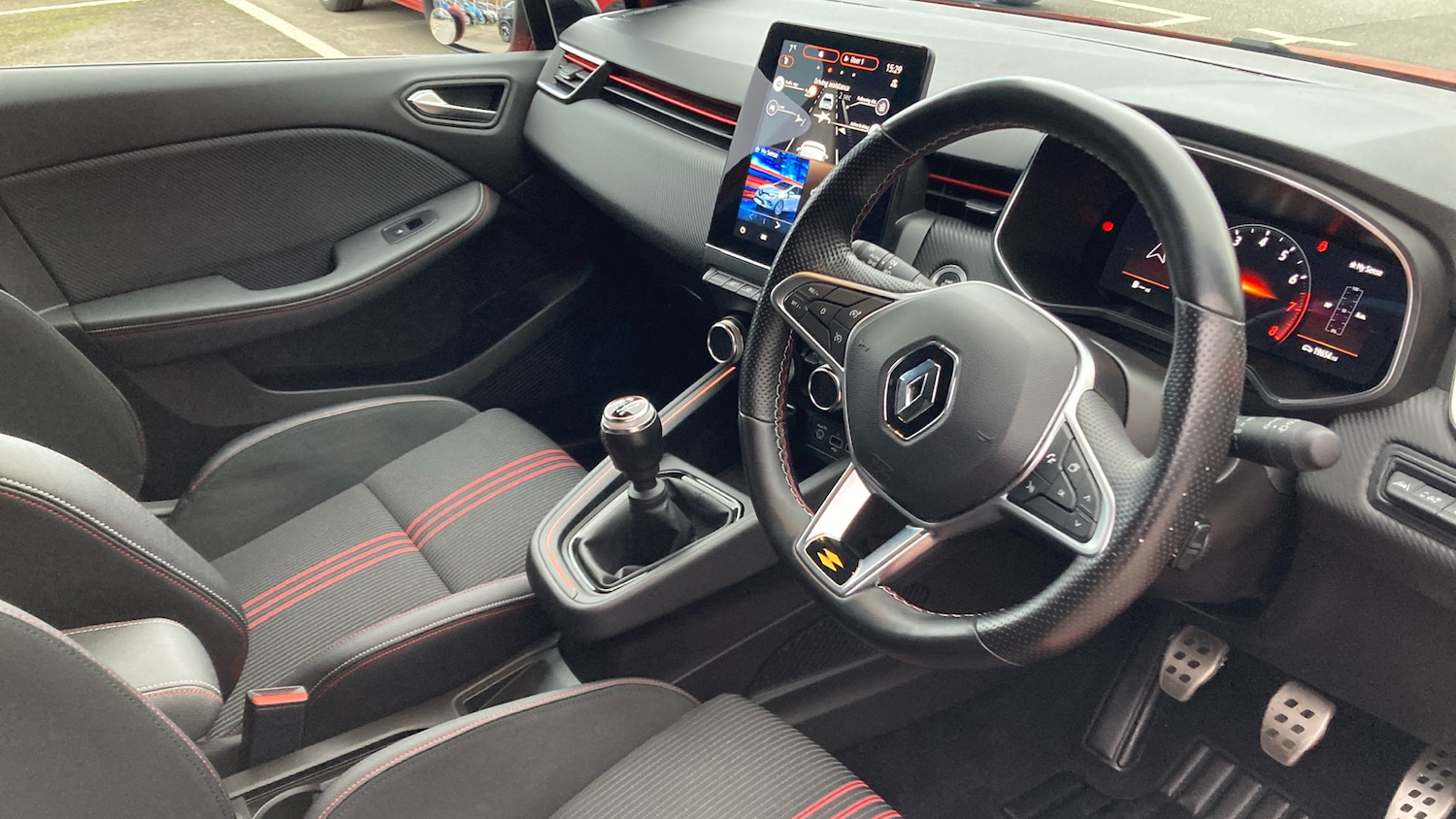 Used Renault Clio 2022 for sale - 77336468: Photo 11