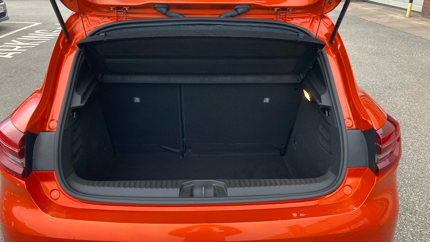 Used Renault Clio 2022 for sale - 77336468: Photo 4