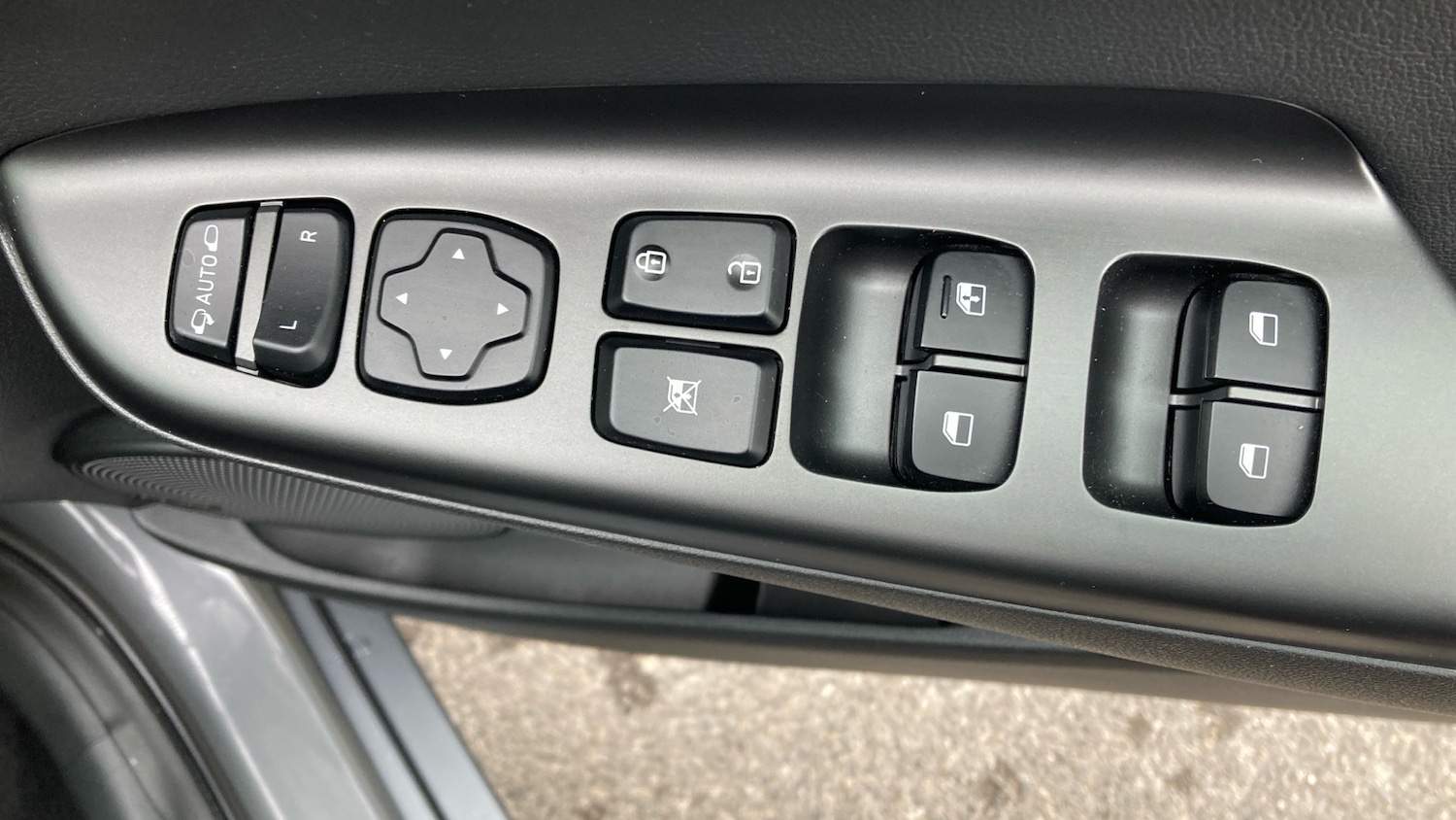 Used Hyundai KONA 2020 for sale - 78197251: Photo 41