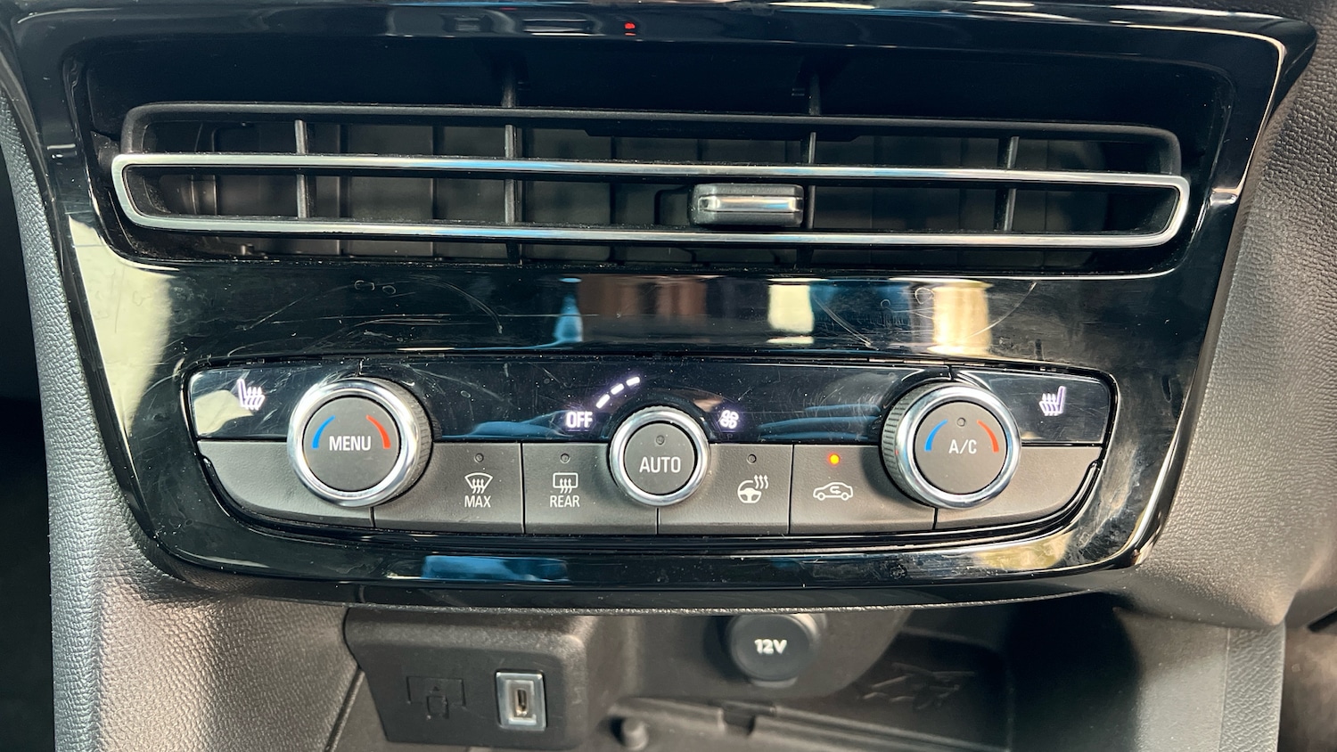 Used Vauxhall Mokka 2025 for sale - 77339150: Photo 32