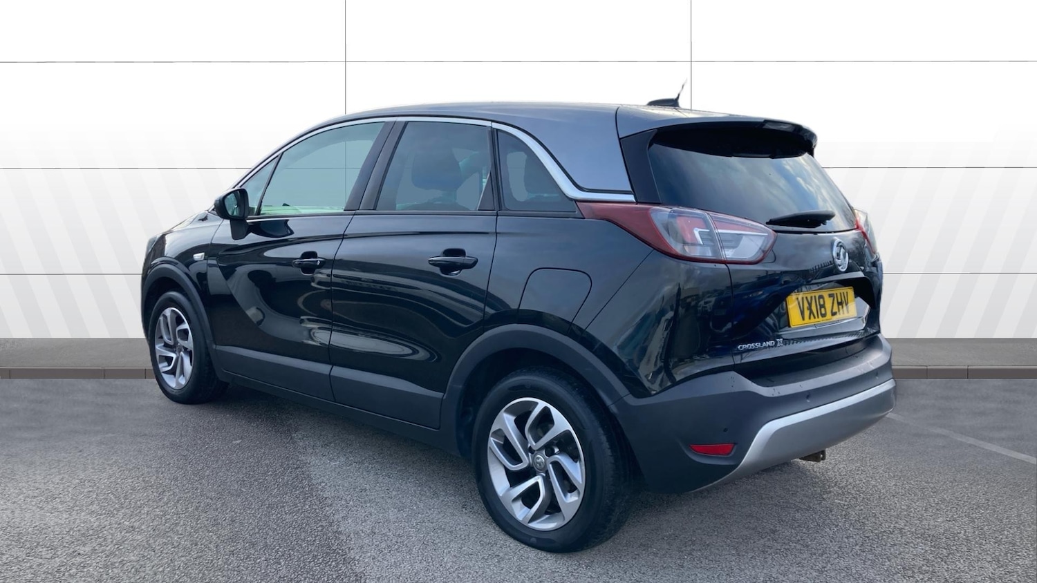 Used Vauxhall Crossland X 2018 for sale - 77493204: Photo 2