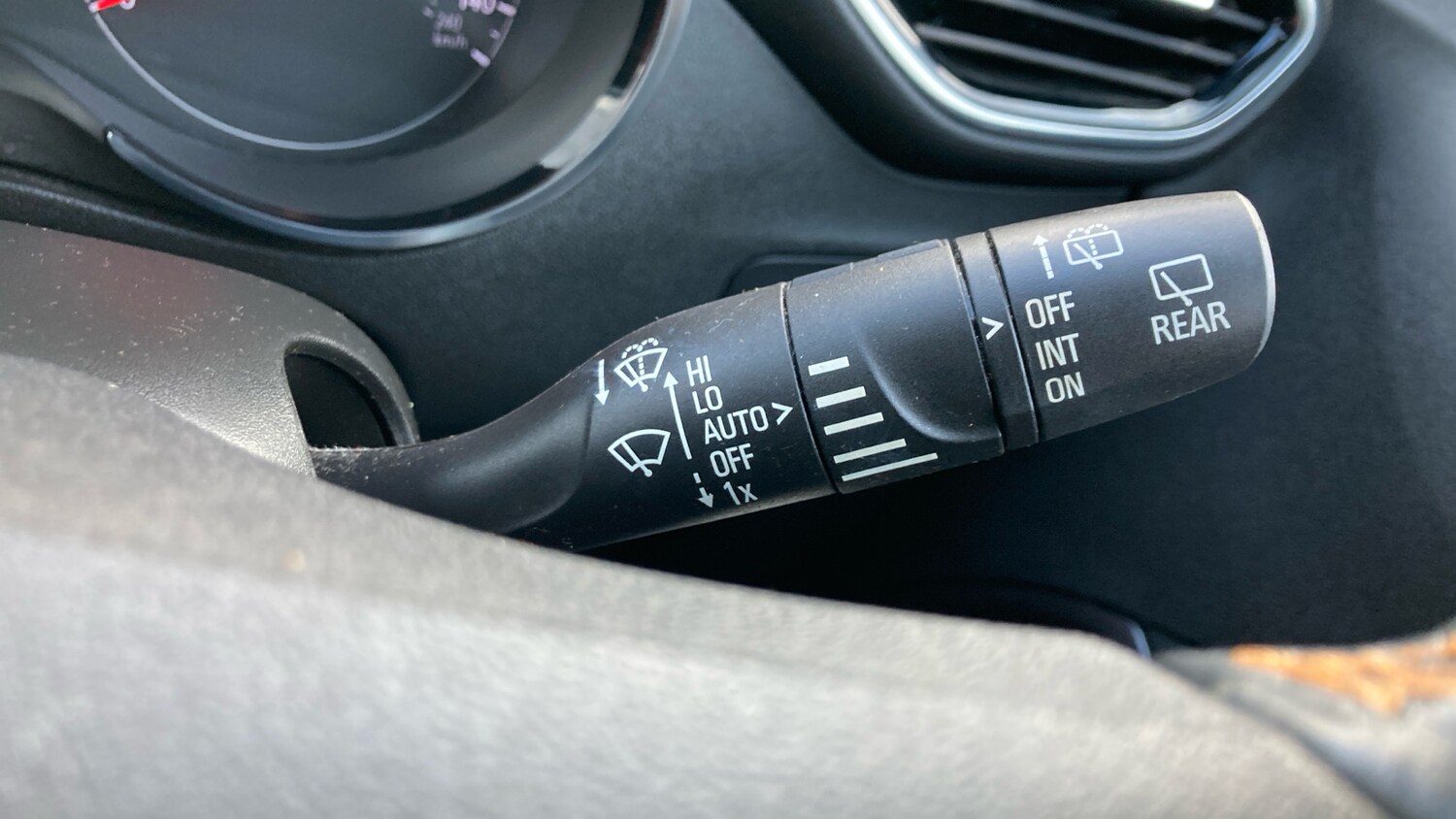 Used Vauxhall Crossland X 2018 for sale - 77493204: Photo 23