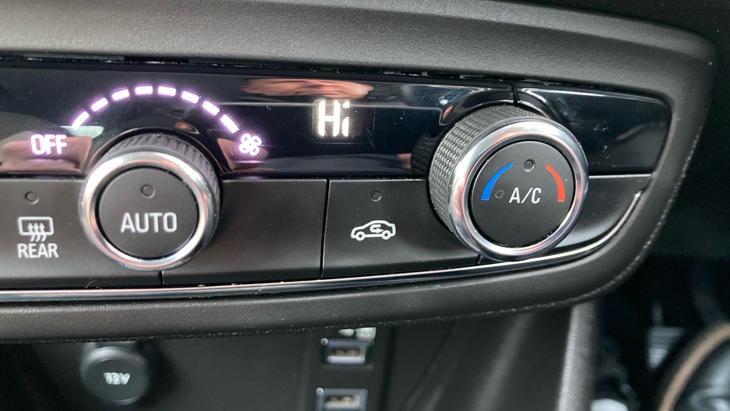 Used Vauxhall Crossland X 2018 for sale - 77493204: Photo 29