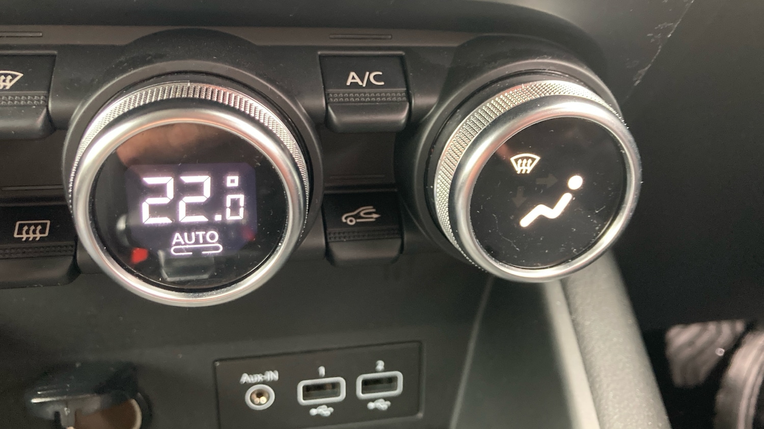 Used Renault Captur 2020 for sale - 76161861: Photo 30