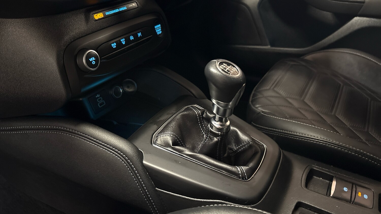 Used Ford Focus 2023 for sale - 76421750: Photo 13