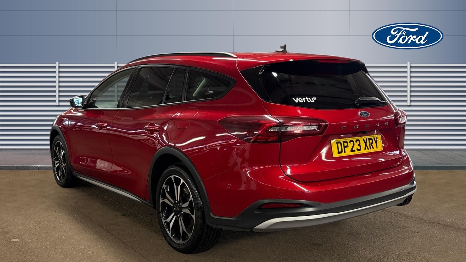 Used Ford Focus 2023 for sale - 76421750: Photo 2