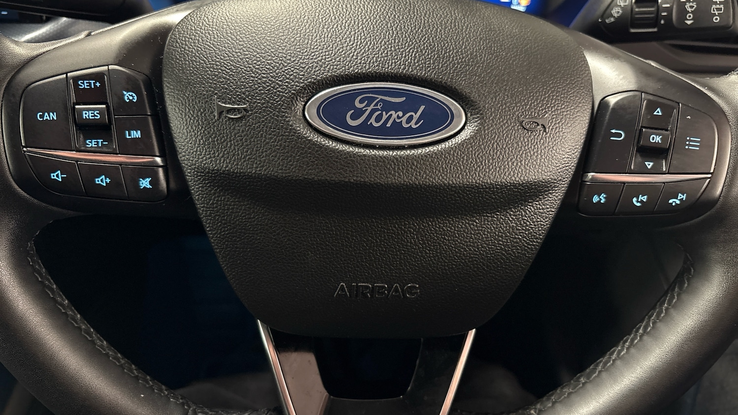 Used Ford Focus 2023 for sale - 76421750: Photo 30