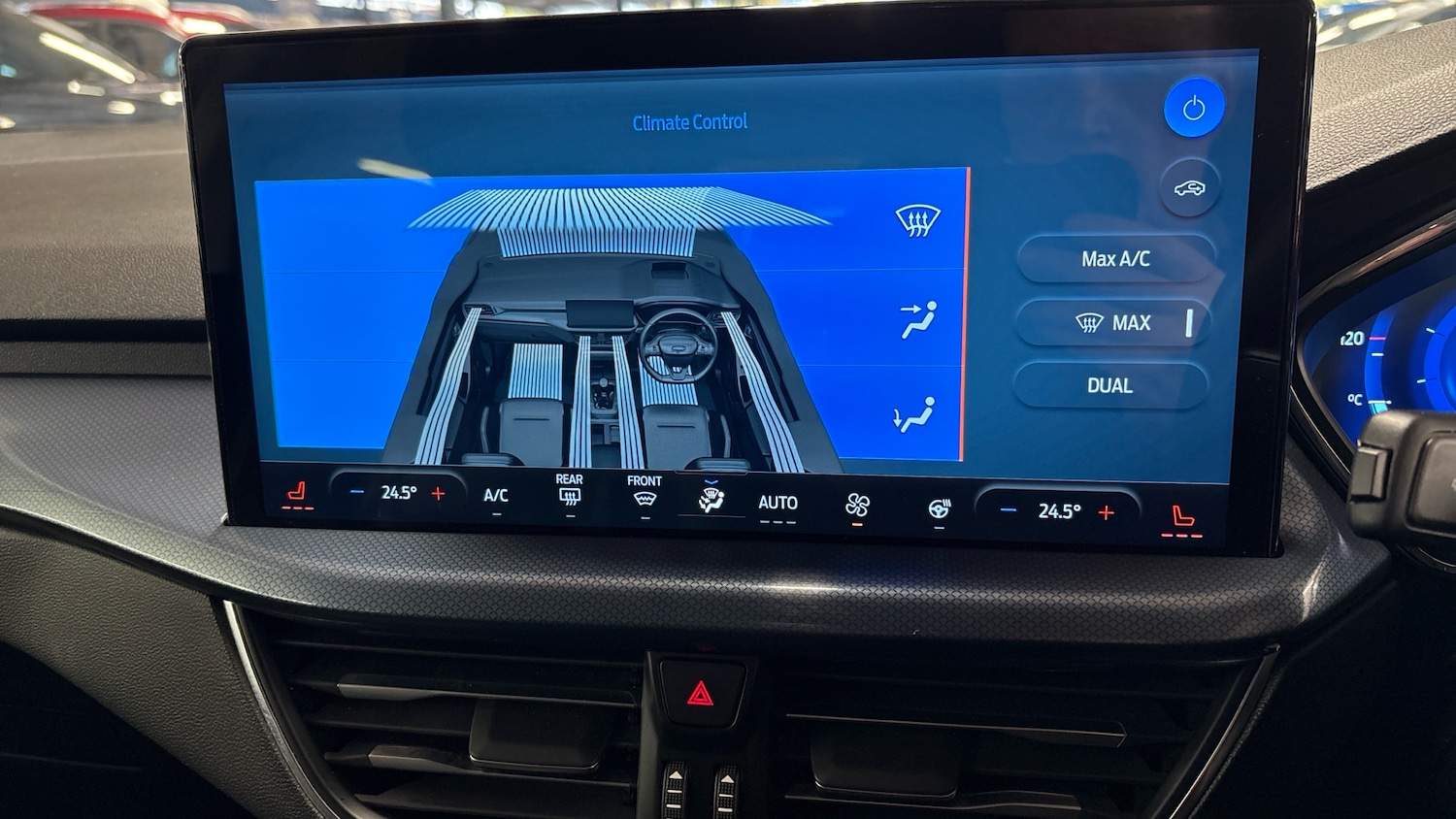 Used Ford Focus 2023 for sale - 76421750: Photo 41