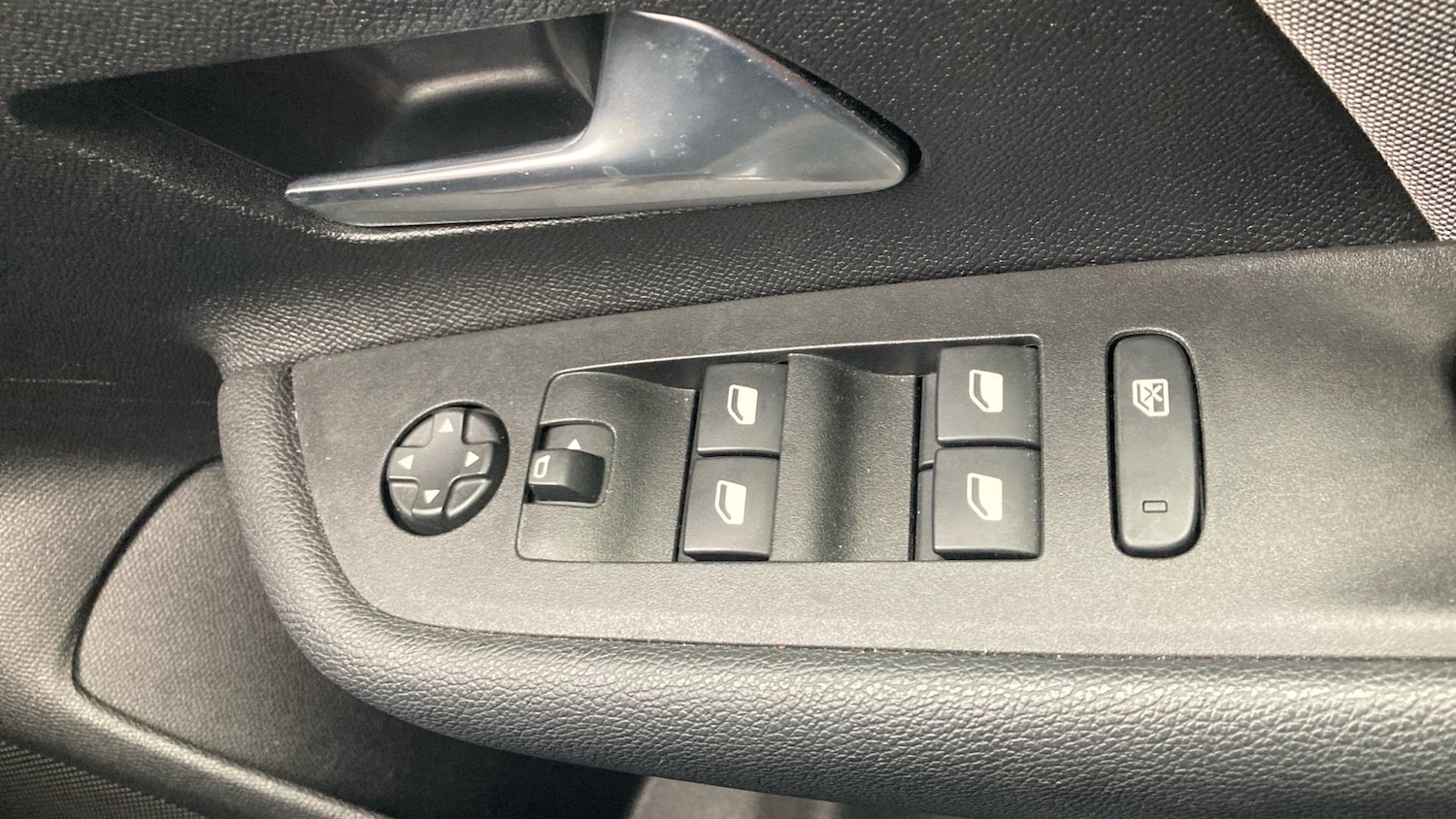 Used Vauxhall Mokka 2023 for sale - 77300944: Photo 30