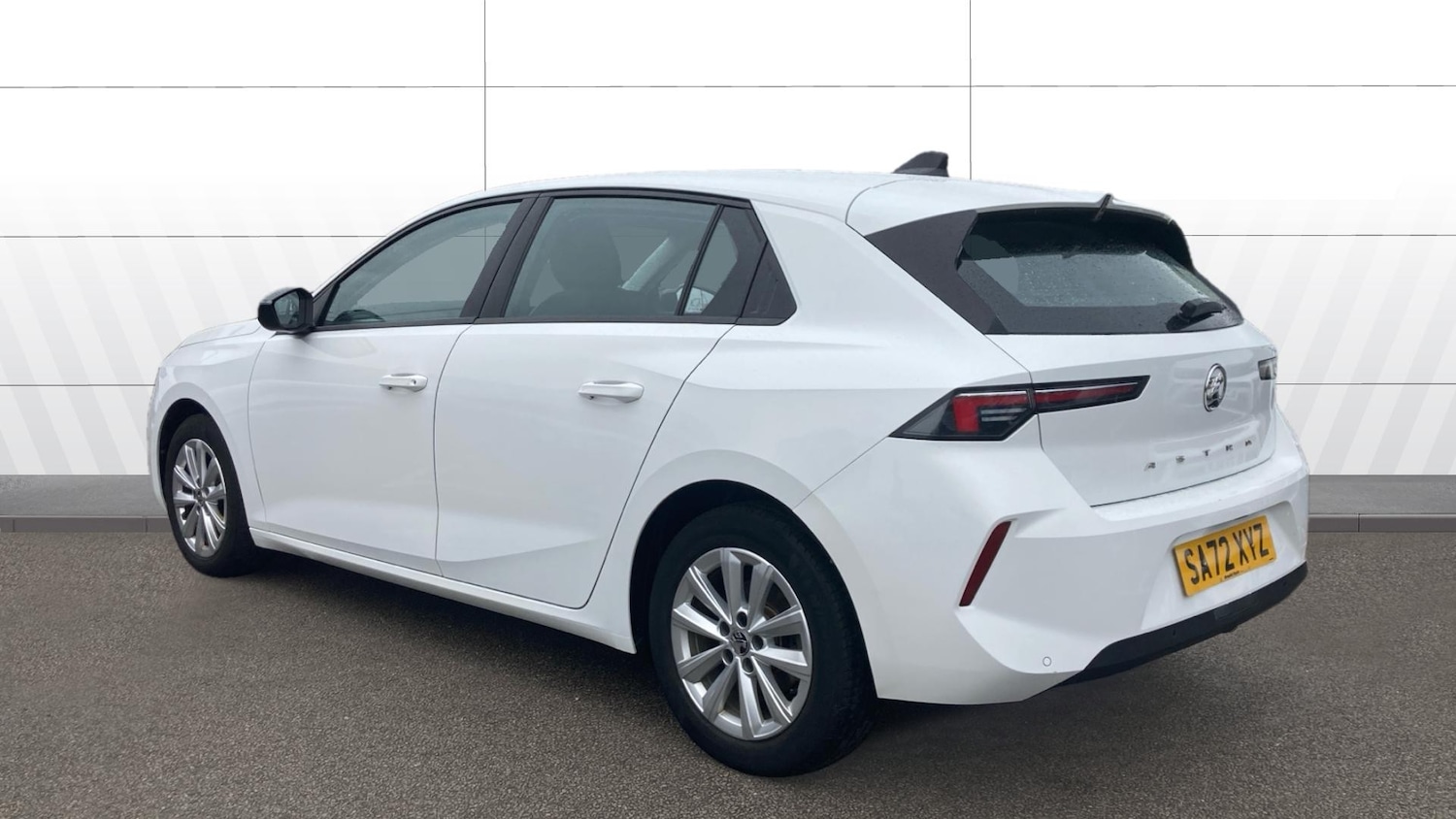 Used Vauxhall Astra 2022 for sale - 76532057: Photo 2