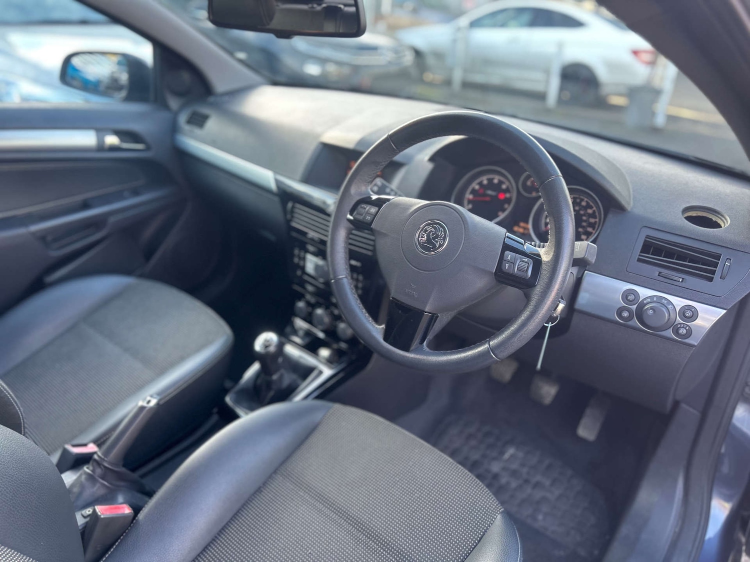 Used Vauxhall Astra 2009 for sale - 78000660: Photo 8