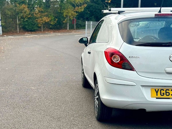 Used Vauxhall Corsa 2013 for sale - 73841055: Photo 37
