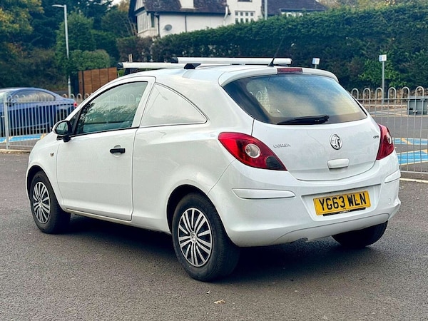 Used Vauxhall Corsa 2013 for sale - 73841055: Photo 4