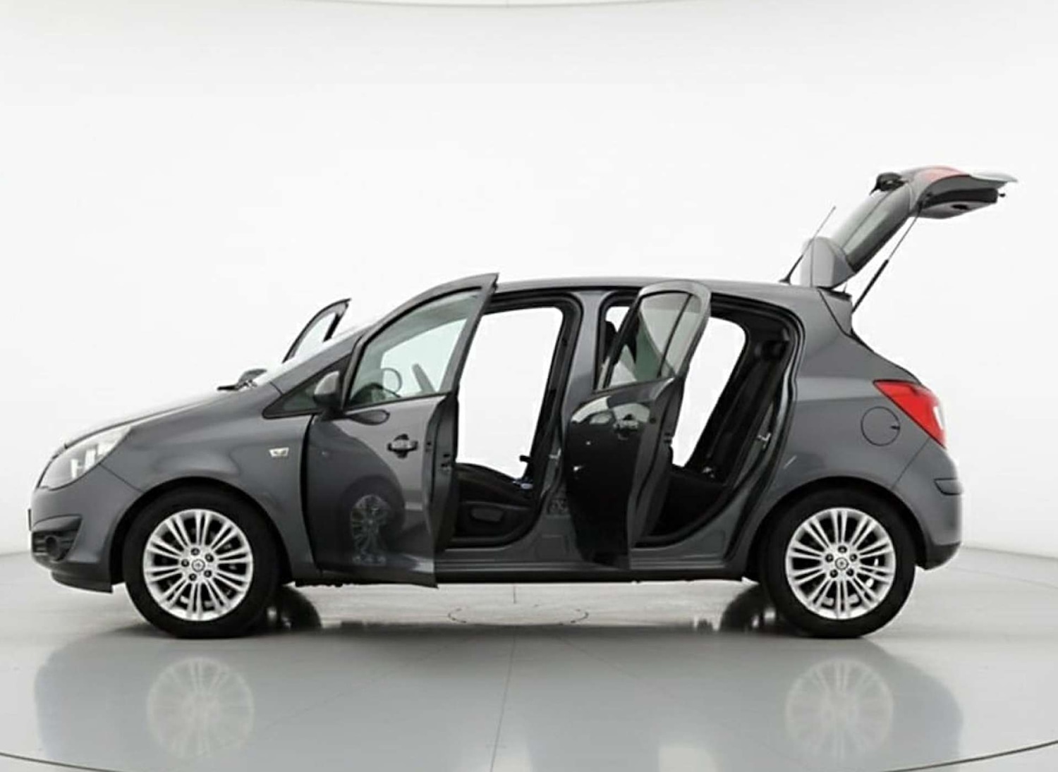 Used Vauxhall Corsa 2013 for sale - 77385496: Photo 4