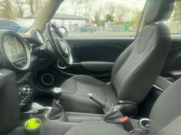 Used MINI Hatch 2010 for sale - 73840866: Photo 29