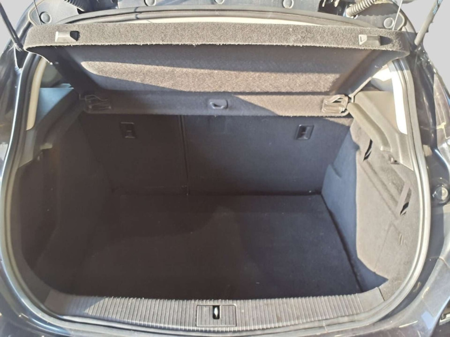 Used Vauxhall Astra 2013 for sale - 77830685: Photo 7