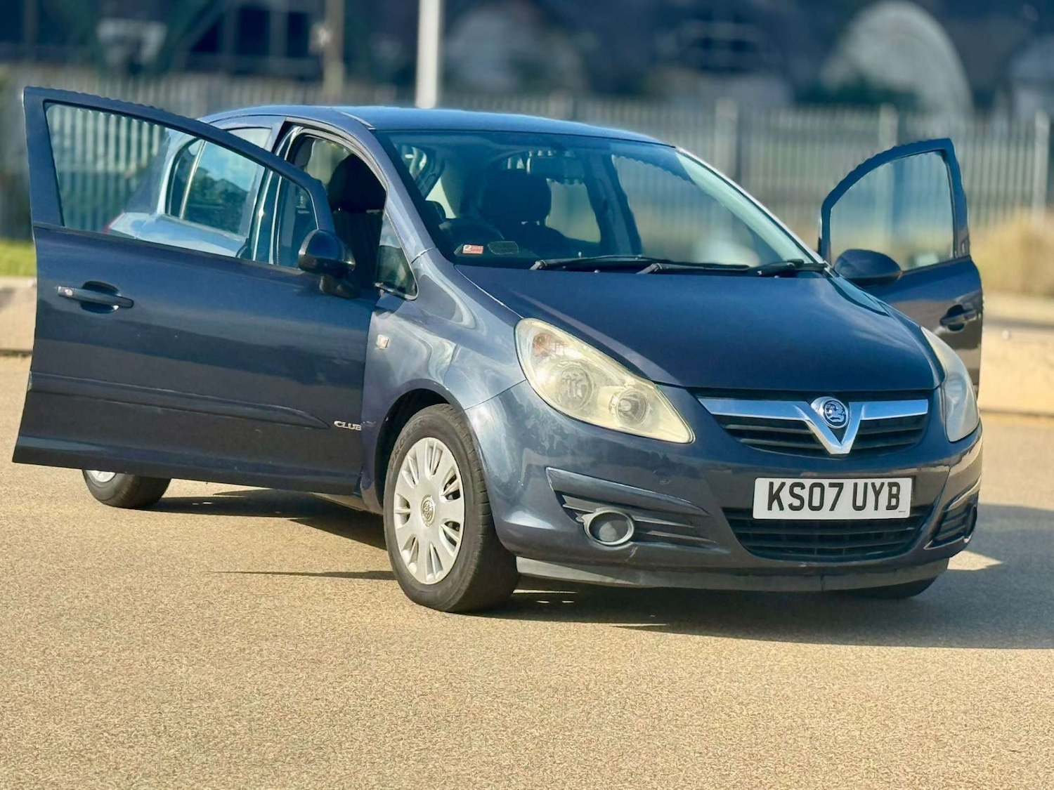 Used Vauxhall Corsa 2007 for sale - 76208640: Photo 1