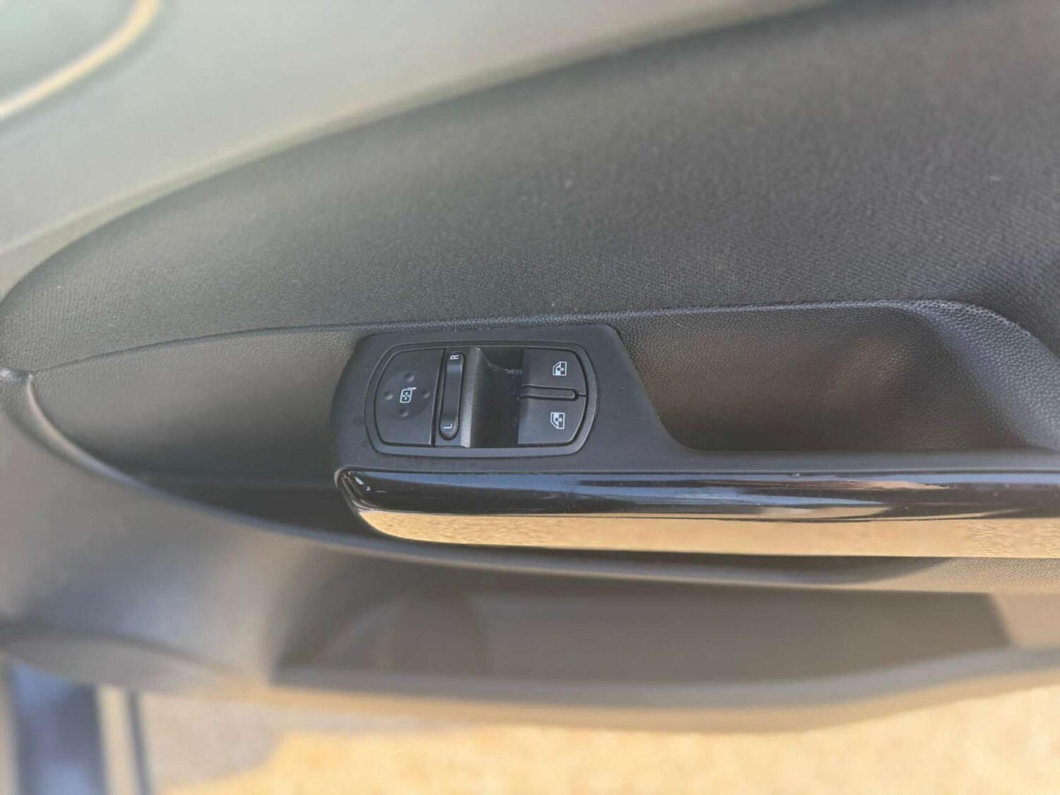 Used Vauxhall Corsa 2007 for sale - 76208640: Photo 19