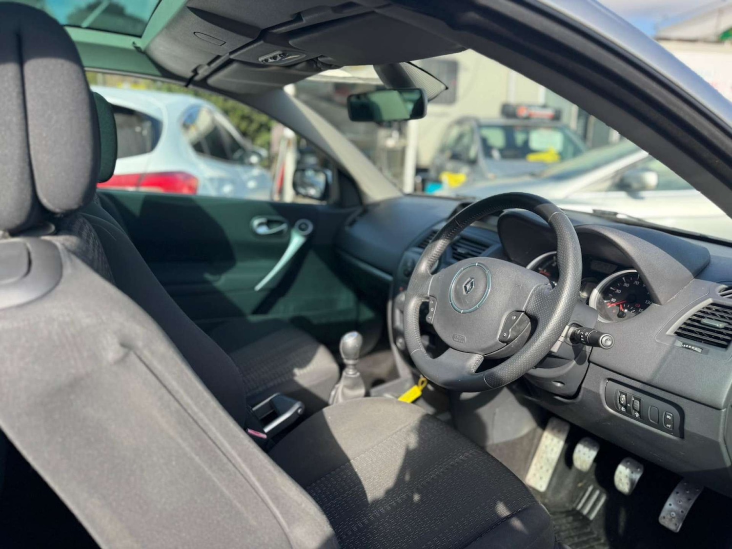 Used Vauxhall Corsa 2007 for sale - 76208640: Photo 2