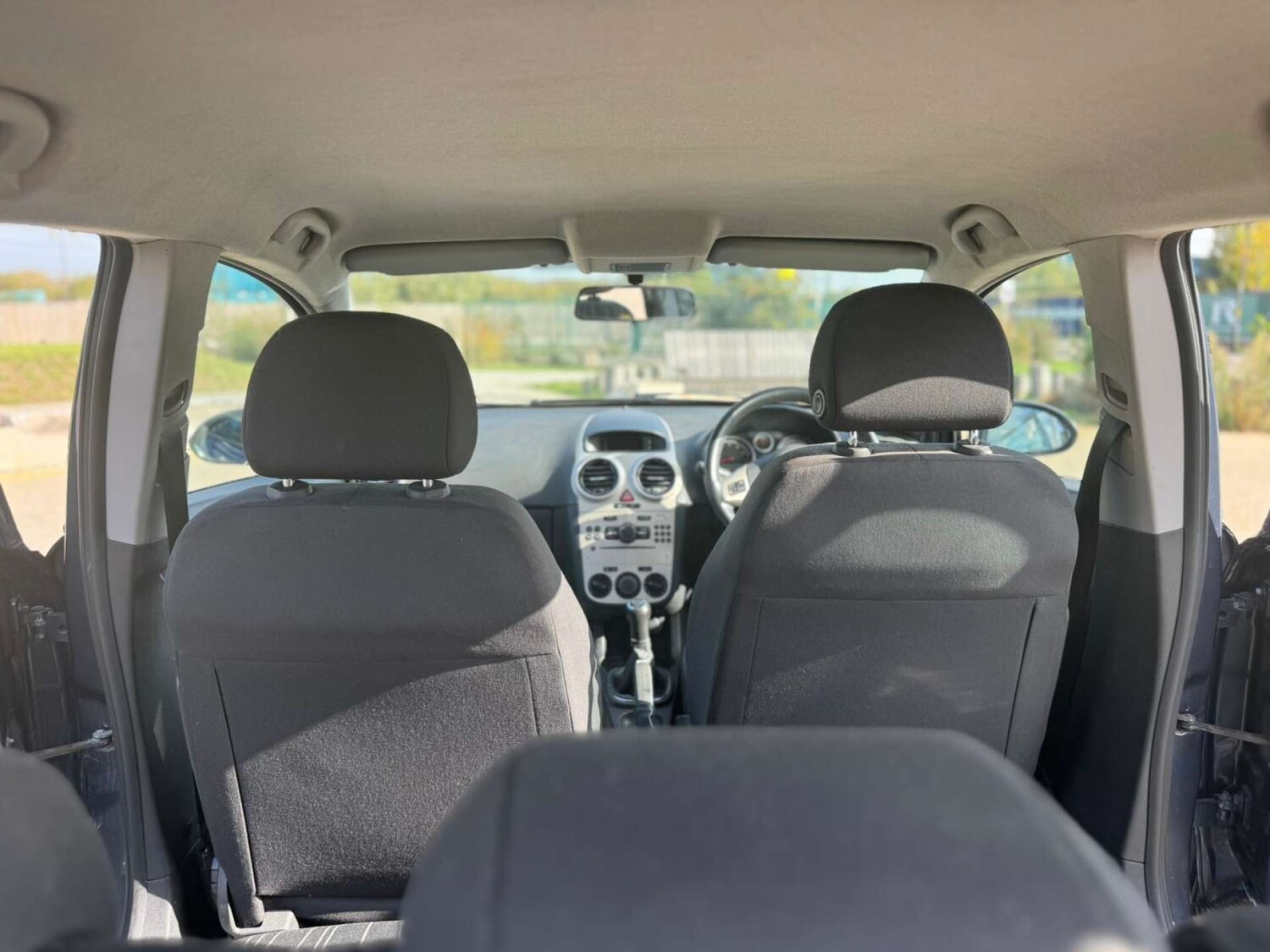 Used Vauxhall Corsa 2007 for sale - 76208640: Photo 23