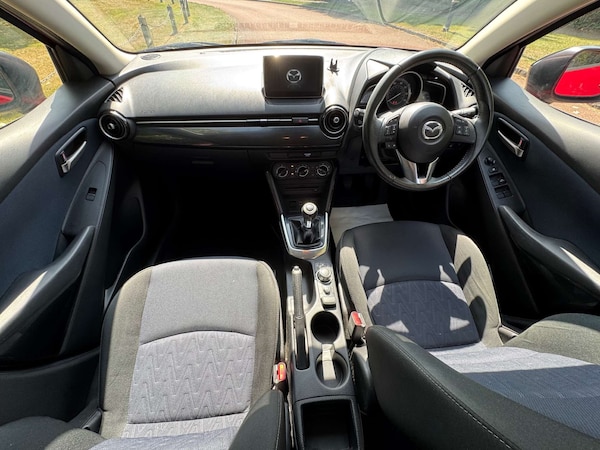 Used Mazda Mazda2 2016 for sale - 76208634: Photo 33