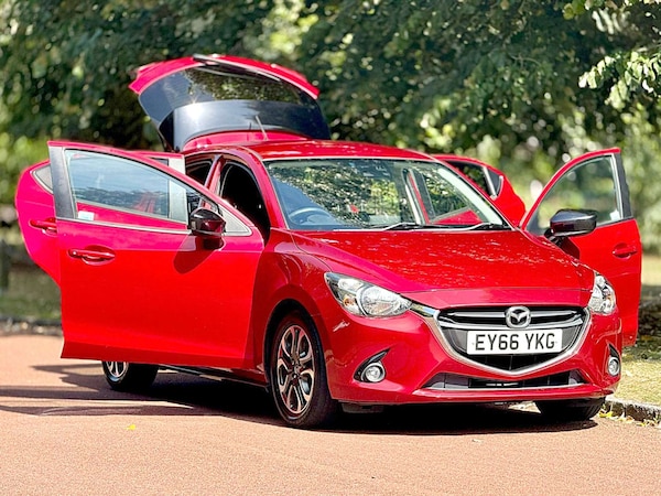 Used Mazda Mazda2 2016 for sale - 76208634: Photo 5