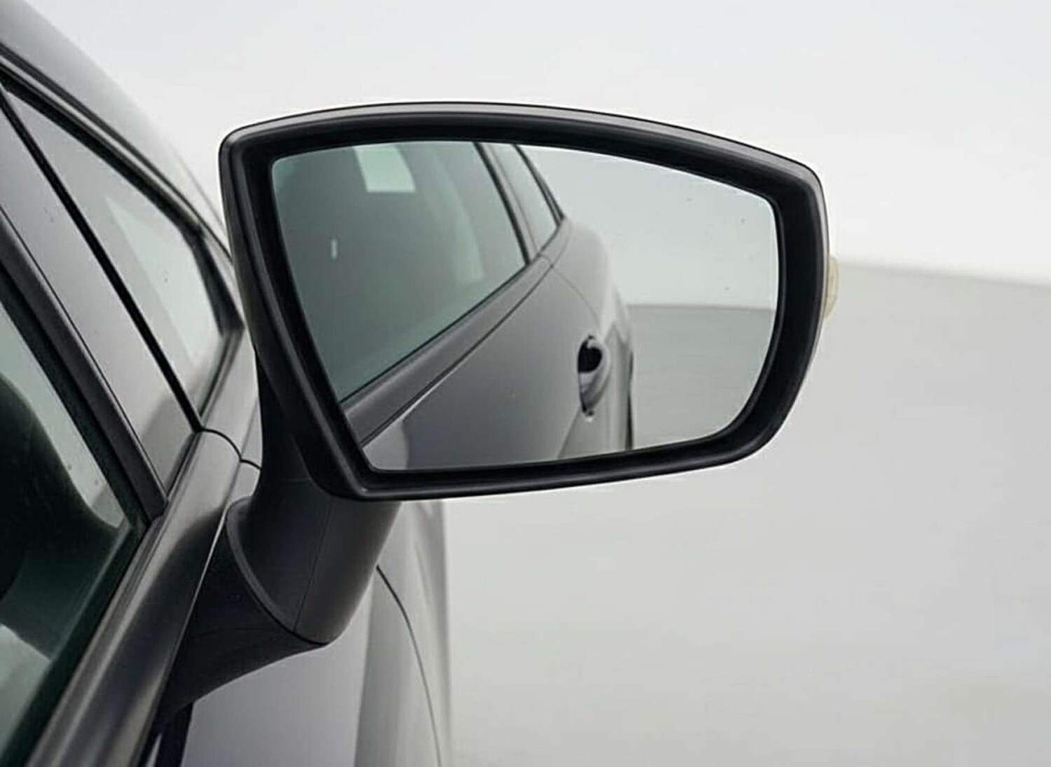 Used Ford Ecosport 2017 for sale - 78109877: Photo 12