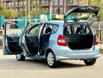 Used Honda Jazz 2006 for sale - 78233047: Photo