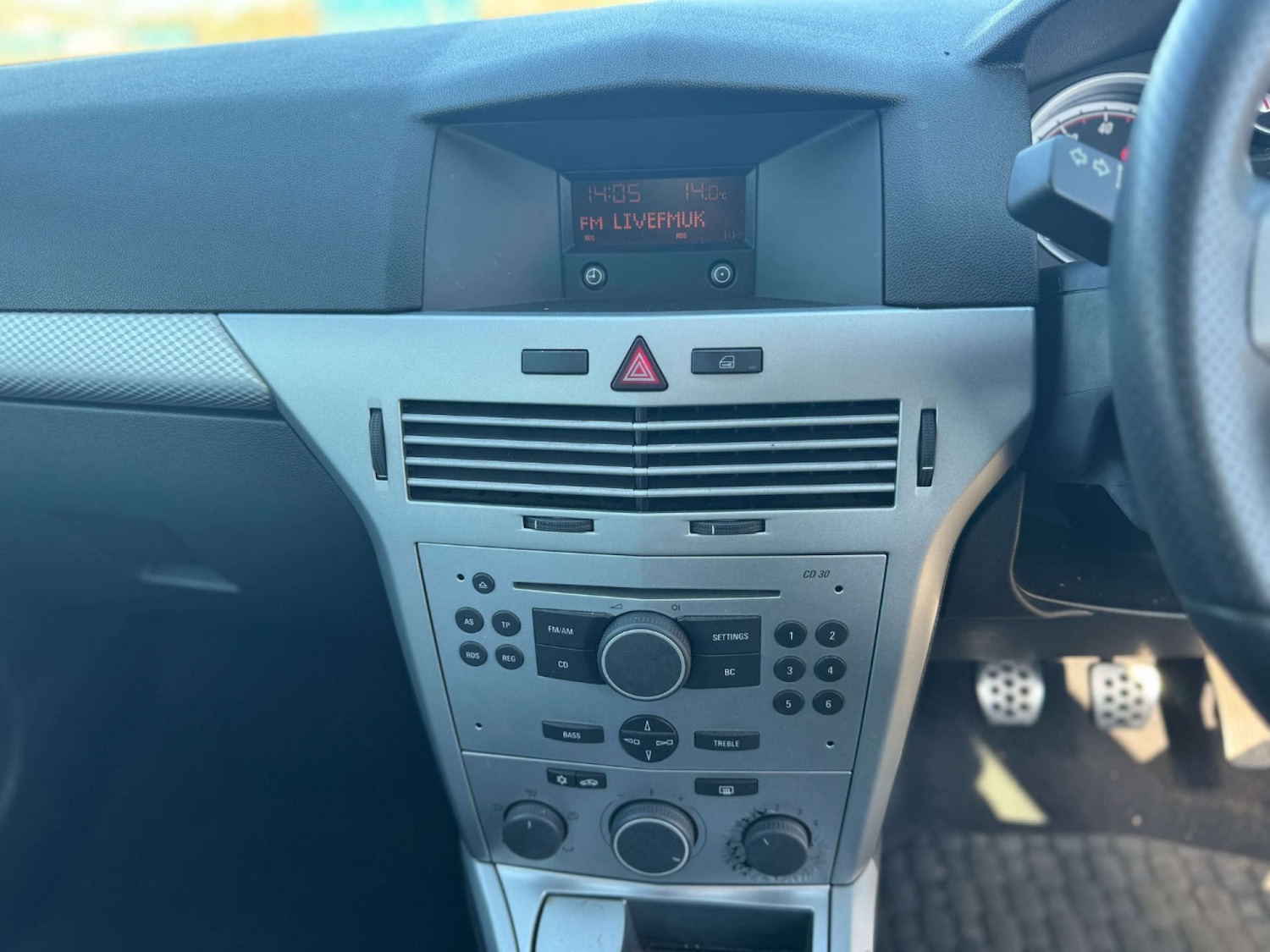 Vehicle 21