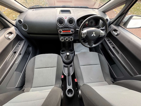 Used Mitsubishi Colt 2013 for sale - 76208637: Photo 21
