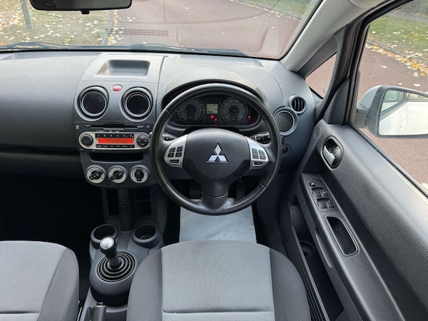 Used Mitsubishi Colt 2013 for sale - 76208637: Photo 26