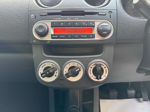 Used Mitsubishi Colt 2013 for sale - 76208637: Photo 37