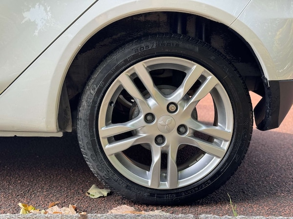 Used Mitsubishi Colt 2013 for sale - 76208637: Photo 58